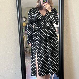 Black and white heart print midi dress with long sleeves #romantic #grunge #alt